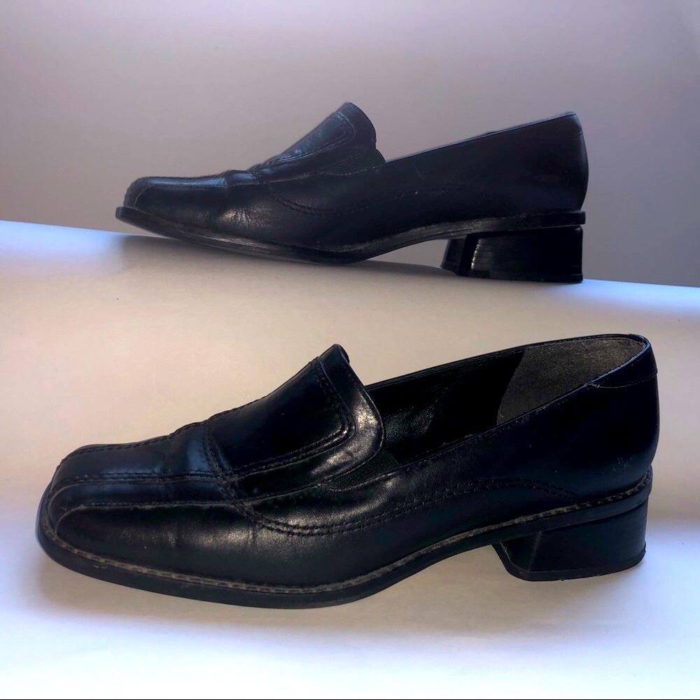 Women’s Italien Leather 90’s style Shoes - Picture 3 of 12